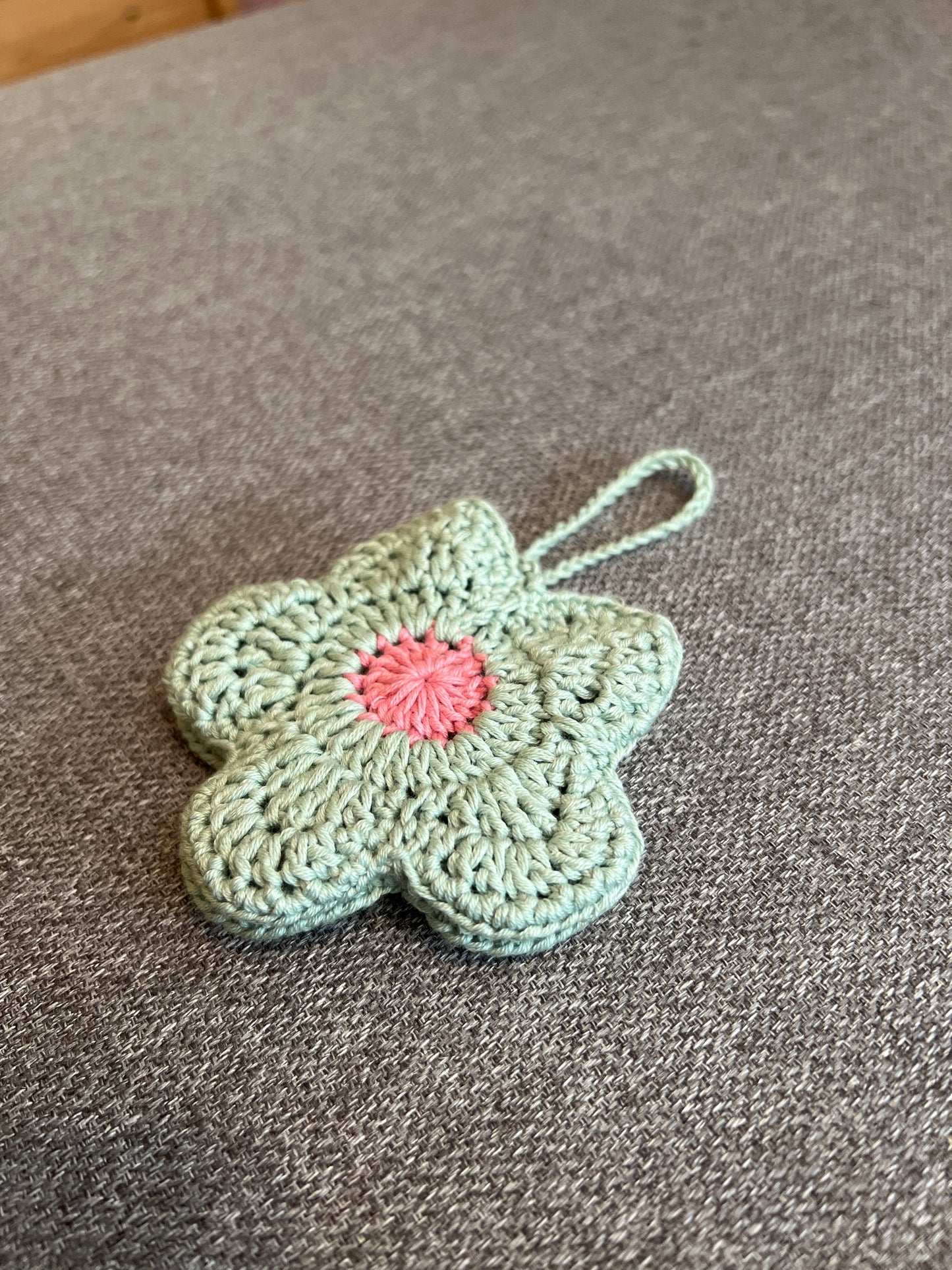 Poppy pouch