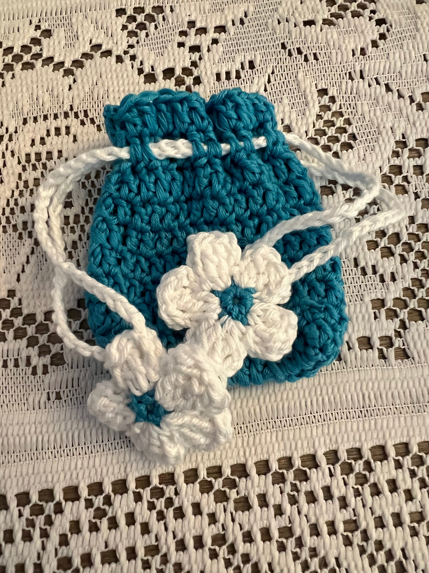 Bloomie Pouch