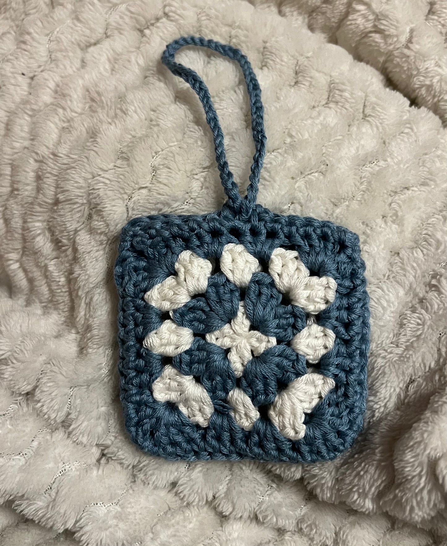 Granny pouch