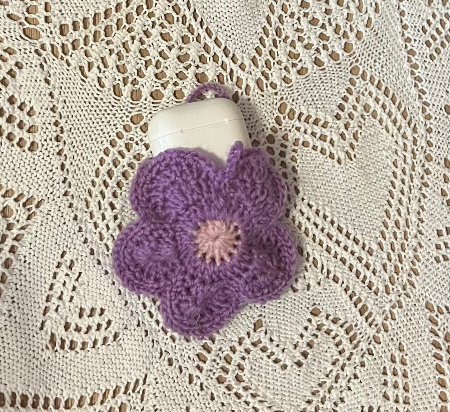 Poppy pouch